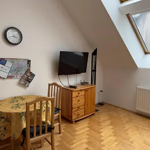 Gozsdu Spacious Appartamento